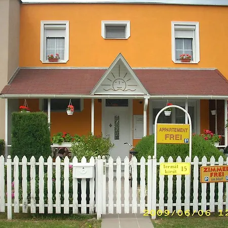 Vincze Apartman Апартаменты Бюк